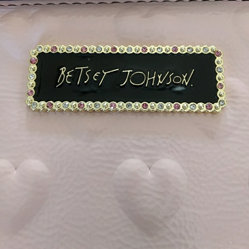 *** Betsey Johnson pink hearts wallet /wristlet - Picture 7 of 7